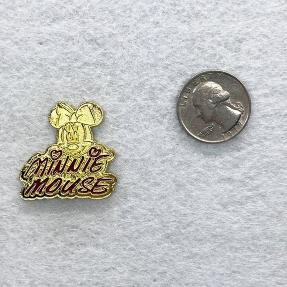 🔮 5/$25 Disney Gold Minnie Mouse Signature Pin - Picture 2 of 3